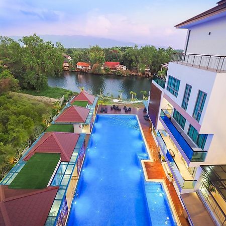 The Peak Hotel Чантабури Екстериор снимка