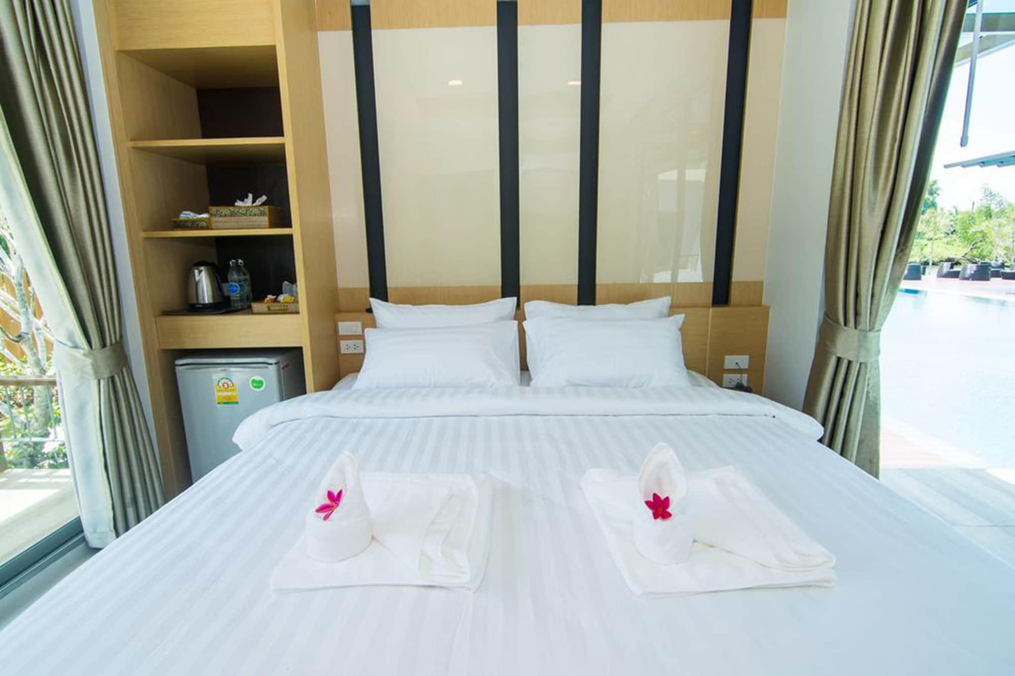 The Peak Hotel Чантабури Екстериор снимка