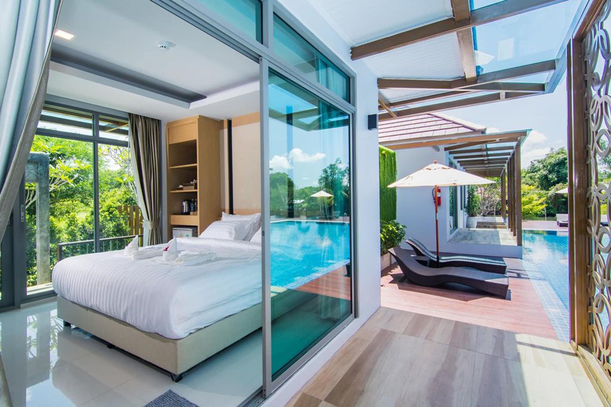 The Peak Hotel Чантабури Екстериор снимка